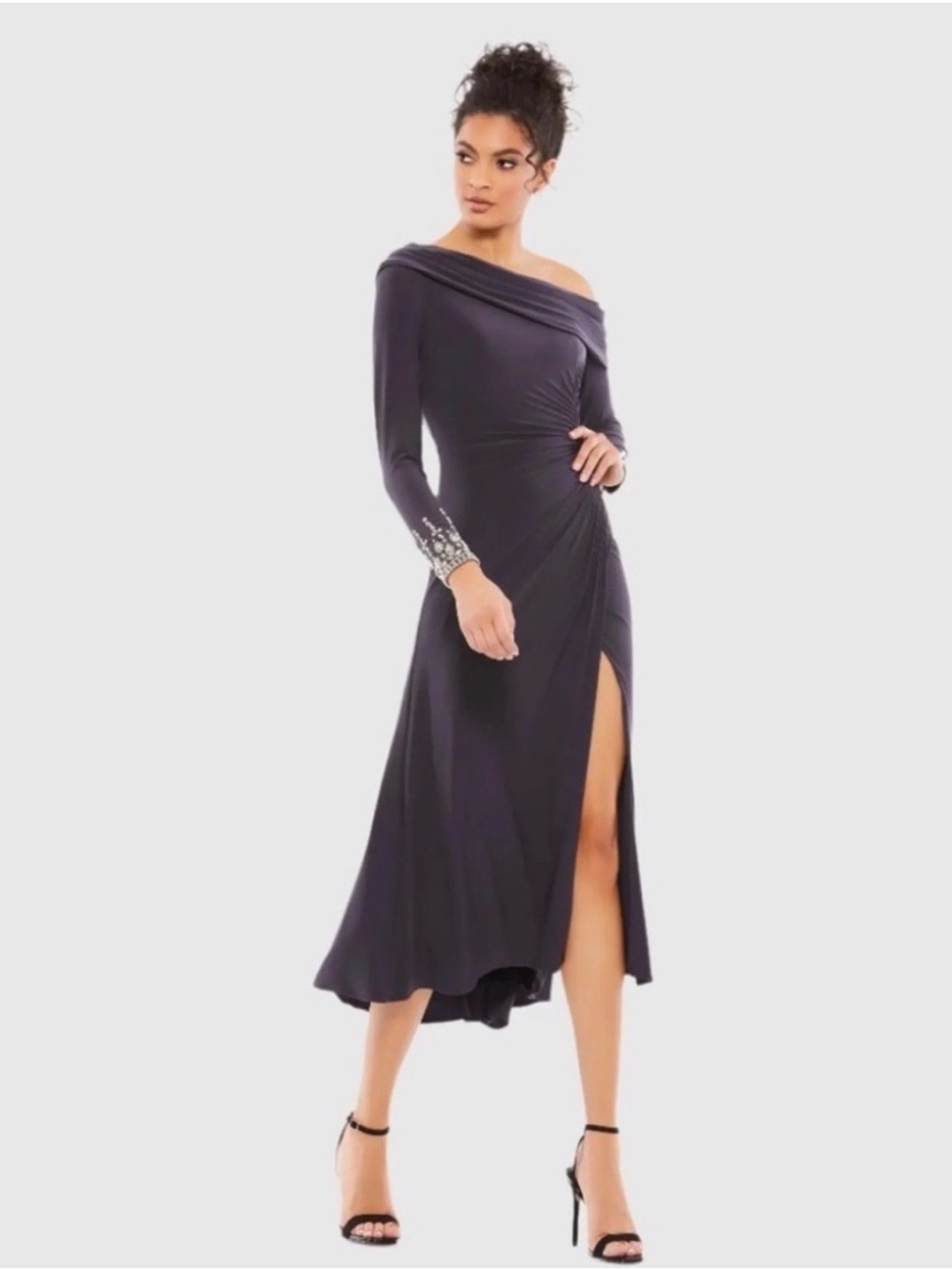 Mac Duggal - Elegant Off-Shoulder Evening Dress with Side Slit